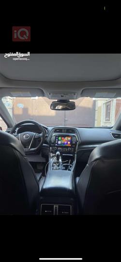 Nissan Maxima